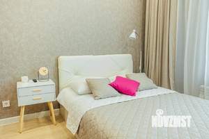 Студия квартира, посуточно, 27м2, 13/18 этаж