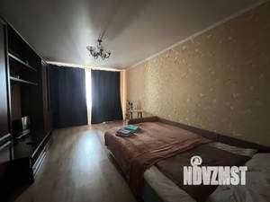 1-к квартира, посуточно, 39м2, 8/10 этаж