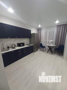 Студия квартира, на длительный срок, 35м2, 2/18 этаж