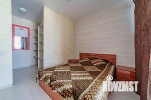 1-к квартира, посуточно, 53м2, 1/1 этаж