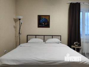 1-к квартира, посуточно, 40м2, 18/22 этаж