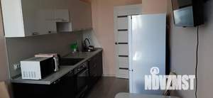 1-к квартира, посуточно, 37м2, 16/22 этаж