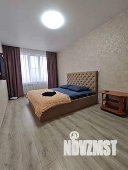 1-к квартира, посуточно, 40м2, 15/18 этаж