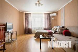 2-к квартира, посуточно, 67м2, 4/12 этаж