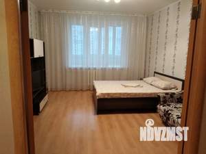 1-к квартира, посуточно, 55м2, 1/1 этаж