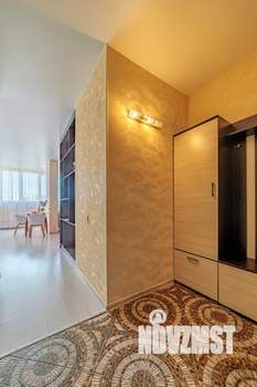 1-к квартира, посуточно, 55м2, 1/1 этаж