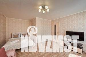 1-к квартира, посуточно, 38м2, 4/5 этаж