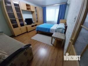 1-к квартира, посуточно, 40м2, 1/9 этаж