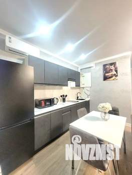 1-к квартира, посуточно, 42м2, 10/18 этаж