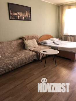 1-к квартира, посуточно, 39м2, 5/10 этаж