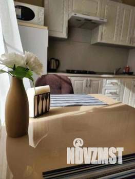 1-к квартира, посуточно, 47м2, 1/1 этаж