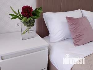 1-к квартира, посуточно, 40м2, 6/18 этаж