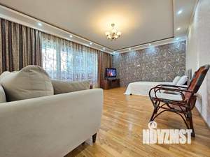 2-к квартира, посуточно, 89м2, 3/16 этаж