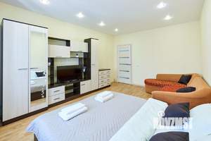 2-к квартира, посуточно, 55м2, 1/1 этаж