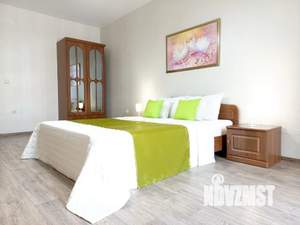 1-к квартира, посуточно, 65м2, 6/10 этаж