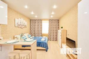 Студия квартира, посуточно, 38м2, 1/16 этаж