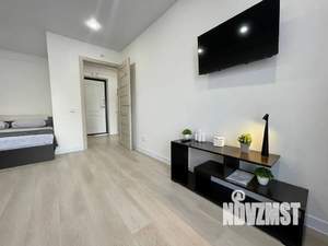 1-к квартира, посуточно, 40м2, 6/18 этаж