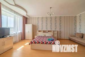 1-к квартира, посуточно, 58м2, 13/15 этаж