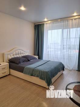 Студия квартира, посуточно, 35м2, 9/17 этаж