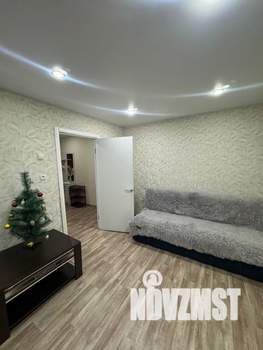 1-к квартира, посуточно, 35м2, 4/9 этаж