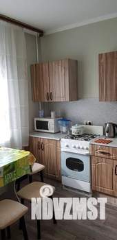 1-к квартира, посуточно, 42м2, 9/10 этаж