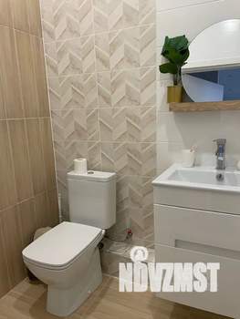 2-к квартира, посуточно, 46м2, 15/18 этаж