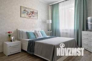 1-к квартира, посуточно, 37м2, 8/10 этаж