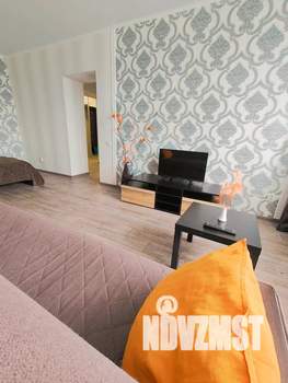 1-к квартира, посуточно, 47м2, 8/12 этаж