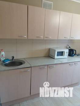 1-к квартира, посуточно, 32м2, 2/10 этаж