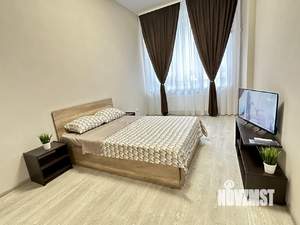 1-к квартира, посуточно, 40м2, 1/9 этаж