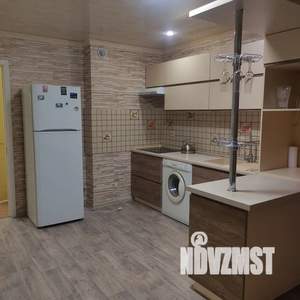 1-к квартира, посуточно, 59м2, 5/10 этаж