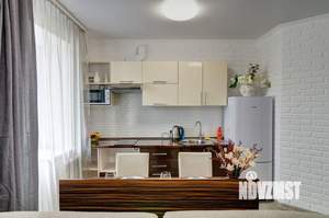 Студия квартира, посуточно, 46м2, 12/16 этаж