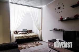 Студия квартира, посуточно, 40м2, 12/12 этаж