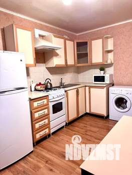 1-к квартира, посуточно, 50м2, 8/10 этаж