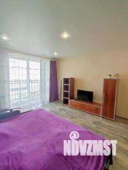 Студия квартира, посуточно, 30м2, 10/17 этаж