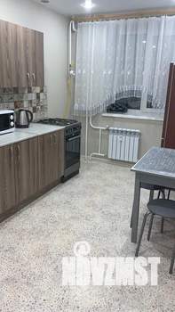 1-к квартира, посуточно, 36м2, 1/10 этаж