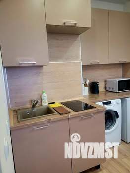 Студия квартира, посуточно, 29м2, 7/17 этаж