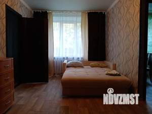 2-к квартира, посуточно, 45м2, 1/5 этаж