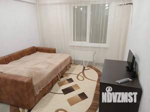 1-к квартира, посуточно, 34м2, 13/18 этаж