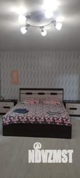 2-к квартира, посуточно, 40м2, 5/5 этаж