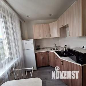 1-к квартира, посуточно, 37м2, 8/9 этаж