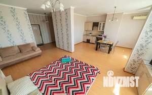 1-к квартира, посуточно, 58м2, 1/1 этаж