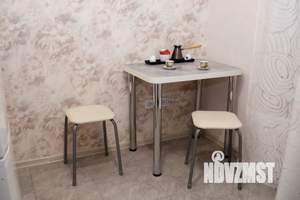 1-к квартира, посуточно, 36м2, 2/10 этаж