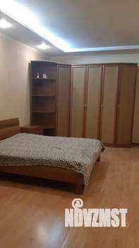 1-к квартира, на длительный срок, 49м2, 2/5 этаж