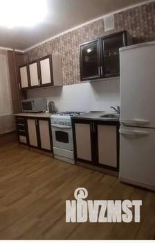 1-к квартира, посуточно, 36м2, 6/10 этаж