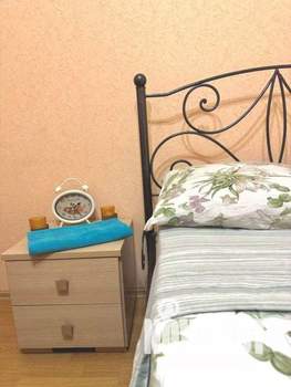 2-к квартира, посуточно, 50м2, 1/1 этаж