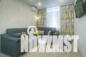 2-к квартира, посуточно, 38м2, 3/16 этаж