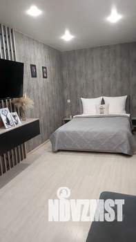 Студия квартира, посуточно, 40м2, 10/10 этаж