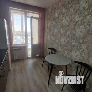 1-к квартира, посуточно, 40м2, 15/18 этаж