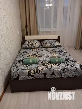 1-к квартира, посуточно, 34м2, 4/5 этаж